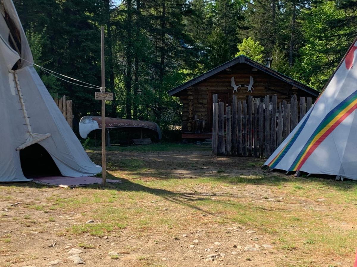 L'Auberge Refuge Du Trappeur Saint-Mathieu-du-Parc Exterior foto